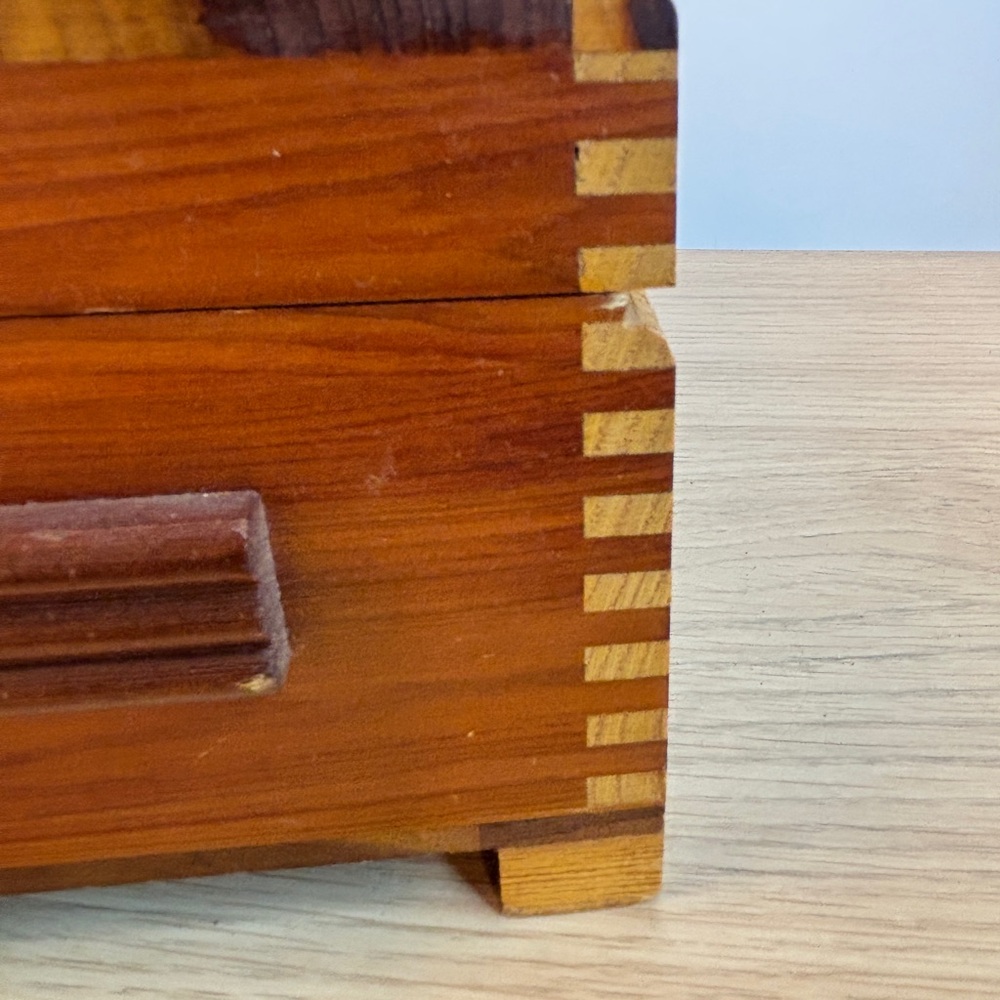 Vintage Hand-Carved Wooden Dovetail Box Scenic Inlay Mirror - Honey Brown - Picture 10 of 14